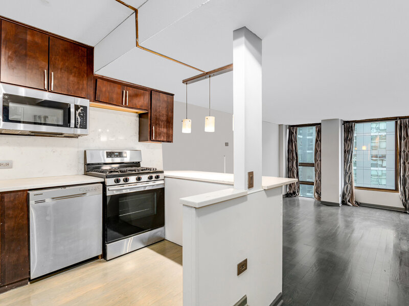 230 E Ontario Street Chicago IL 60611