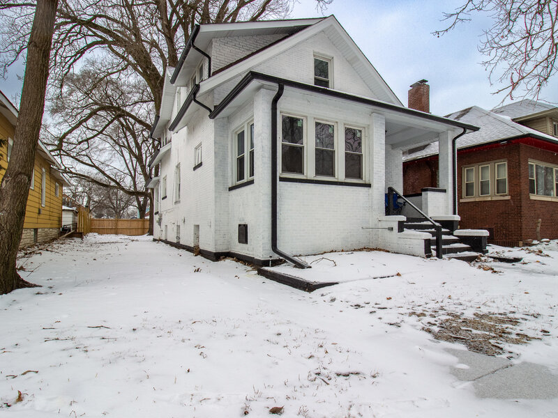 678 Douglas Avenue Calumet City IL 60409