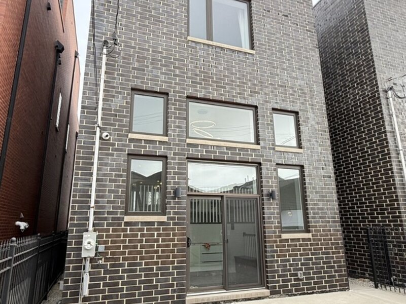 3422 S Normal Avenue Chicago IL 60616