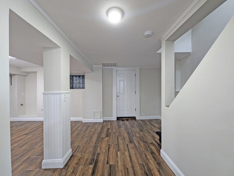 836 E 52nd Street Chicago IL 60615