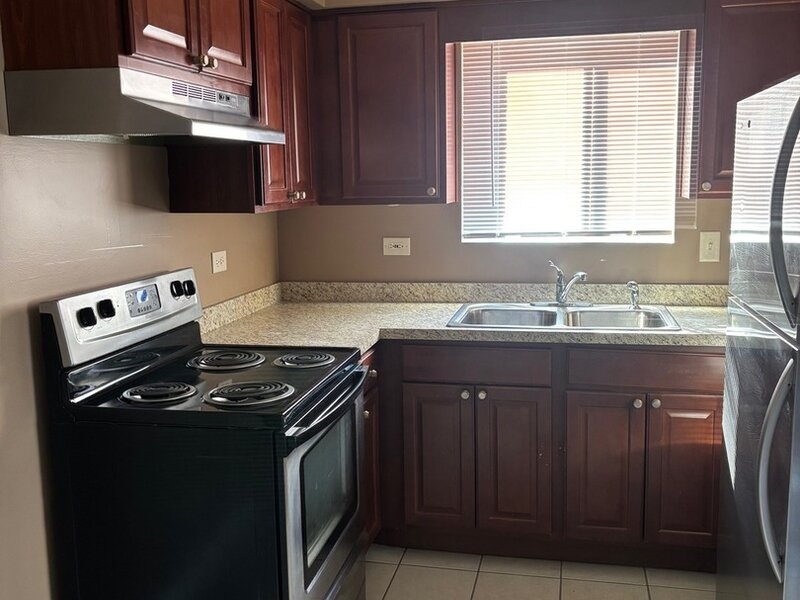 6323 W 64th Place Chicago IL 60638