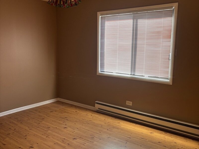 6323 W 64th Place Chicago IL 60638