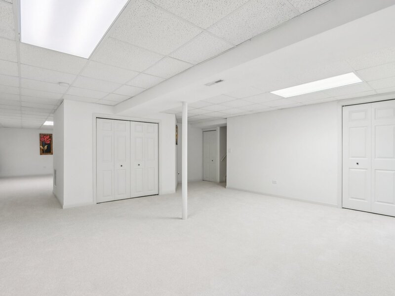 2060 Lyndhurst Lane Aurora IL 60503