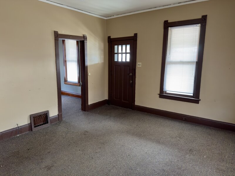 103 3rd Street Lasalle IL 61301