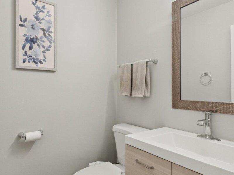 2237 W Coulter Street Chicago IL 60608