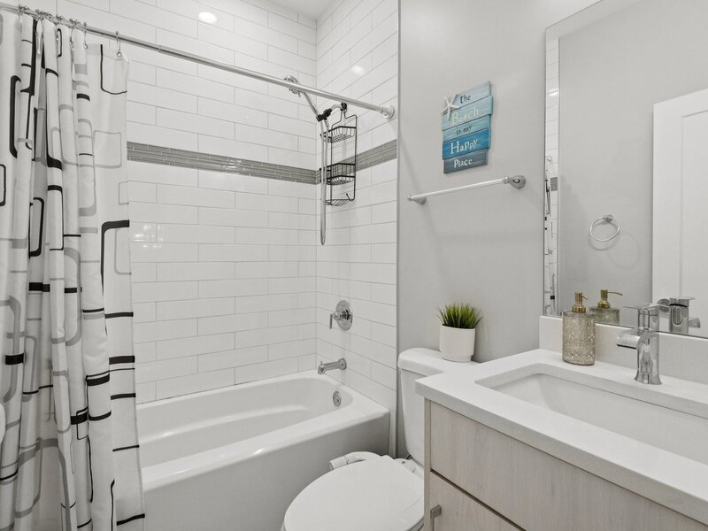 2237 W Coulter Street Chicago IL 60608