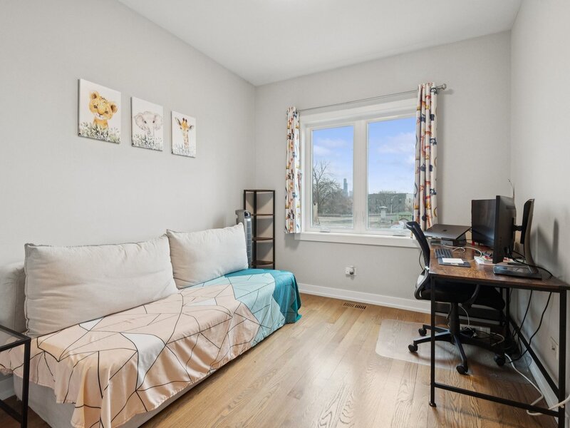 2237 W Coulter Street Chicago IL 60608
