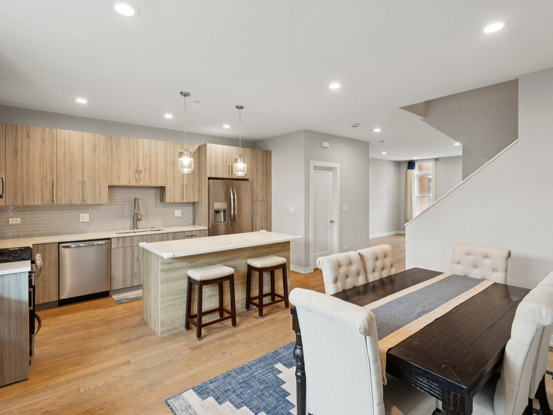 2237 W Coulter Street Chicago IL 60608