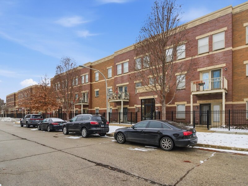 830 E Bowen Avenue Chicago IL 60653