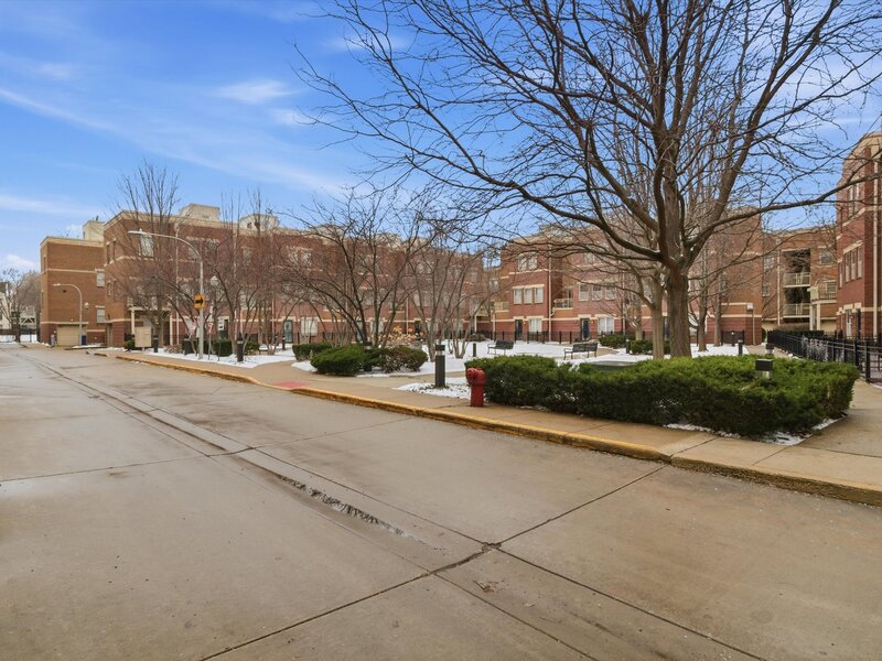 830 E Bowen Avenue Chicago IL 60653