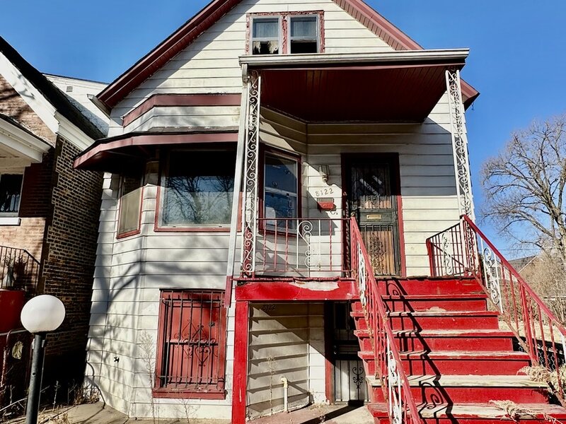8122 S Escanaba Avenue Chicago IL 60617