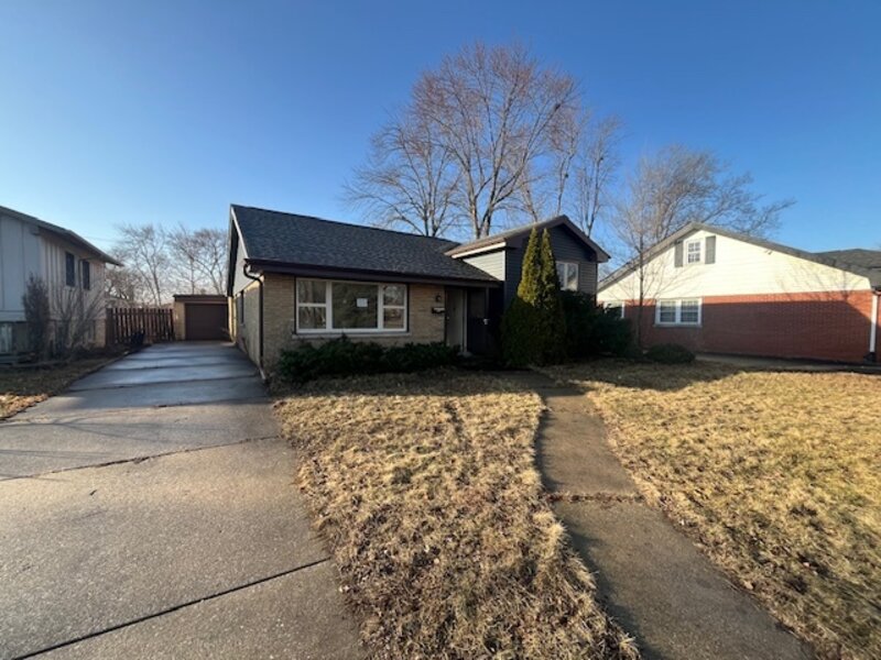 5009 W 101st Street Oak Lawn IL 60453