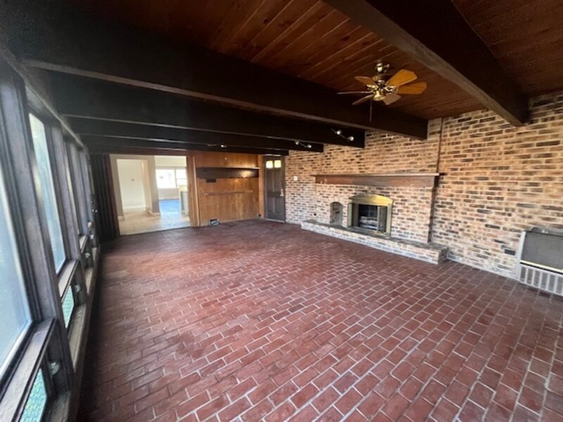 5009 W 101st Street Oak Lawn IL 60453