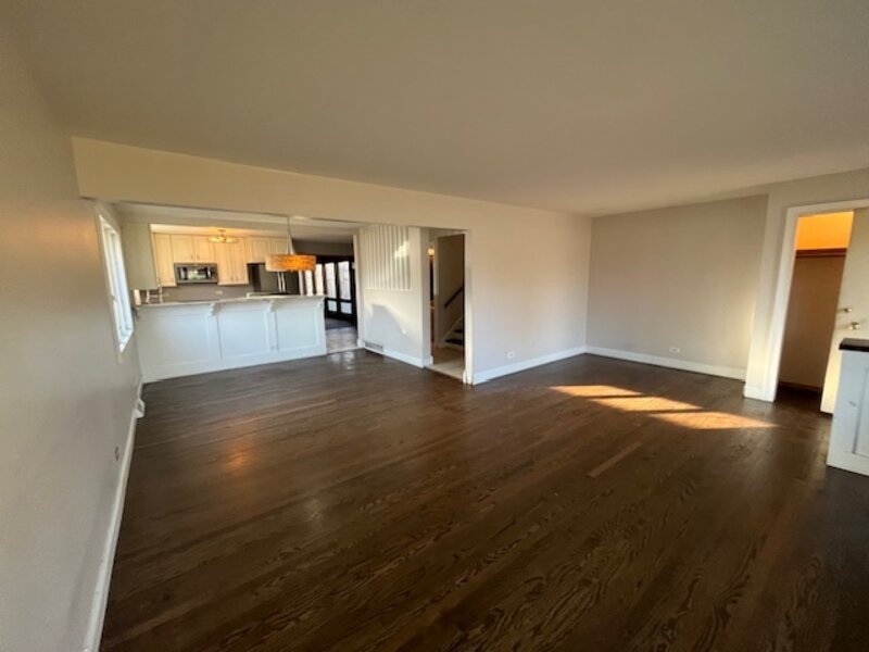 5009 W 101st Street Oak Lawn IL 60453