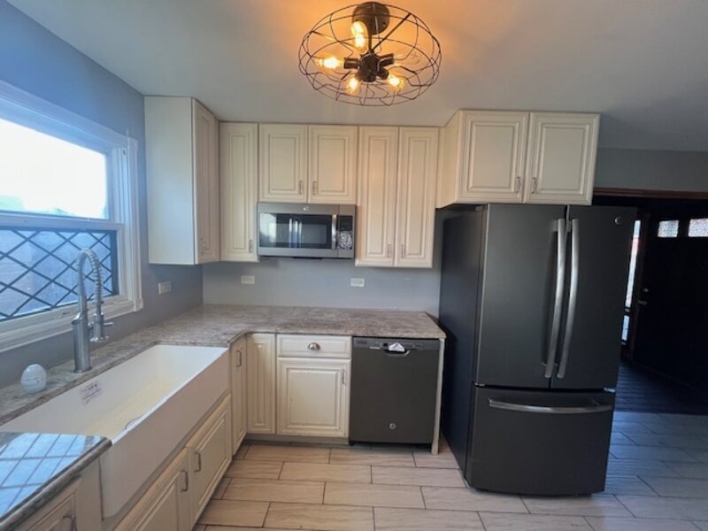 5009 W 101st Street Oak Lawn IL 60453