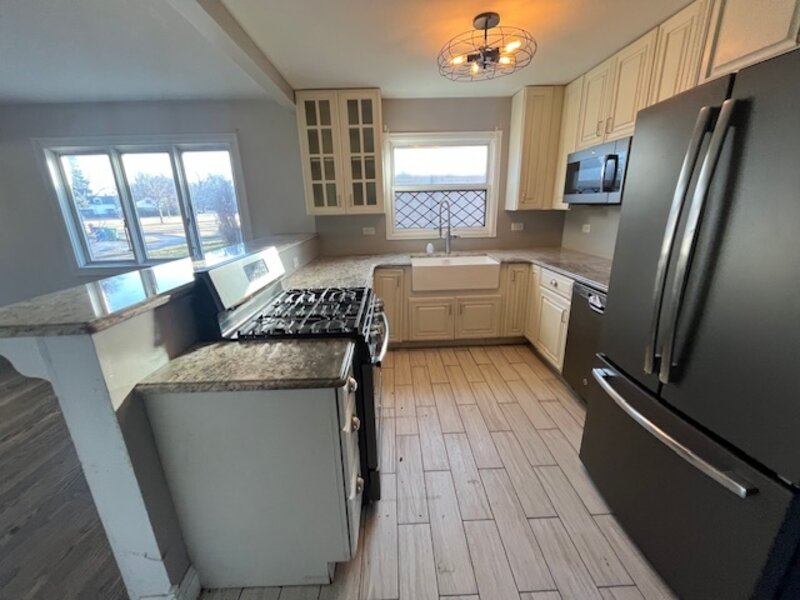 5009 W 101st Street Oak Lawn IL 60453