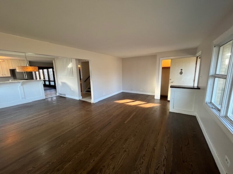 5009 W 101st Street Oak Lawn IL 60453