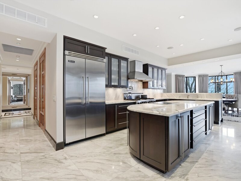 840 N Lake Shore Drive Chicago IL 60611
