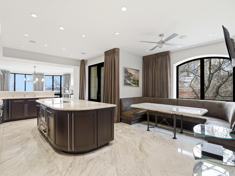 840 N Lake Shore Drive Chicago IL 60611