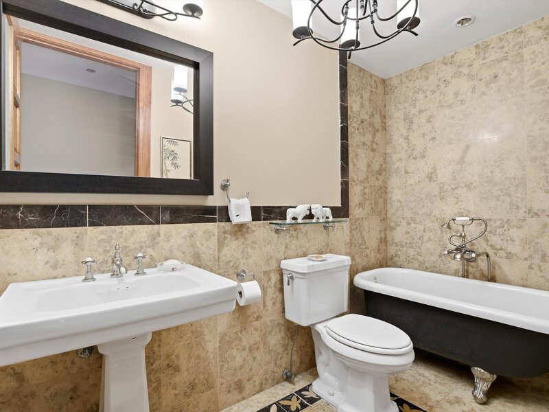 840 N Lake Shore Drive Chicago IL 60611