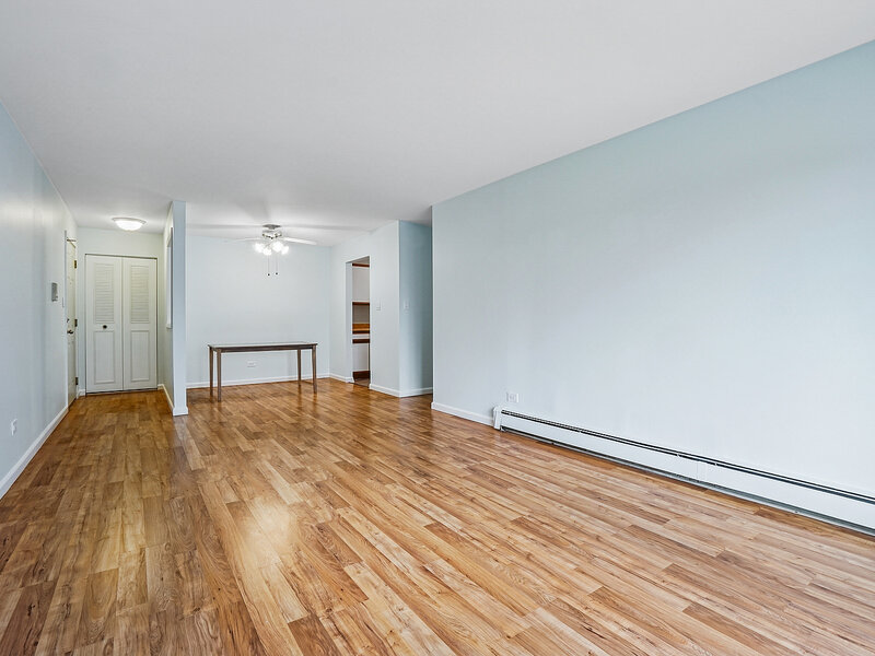10041 S Walnut Terrace Palos Hills IL 60465