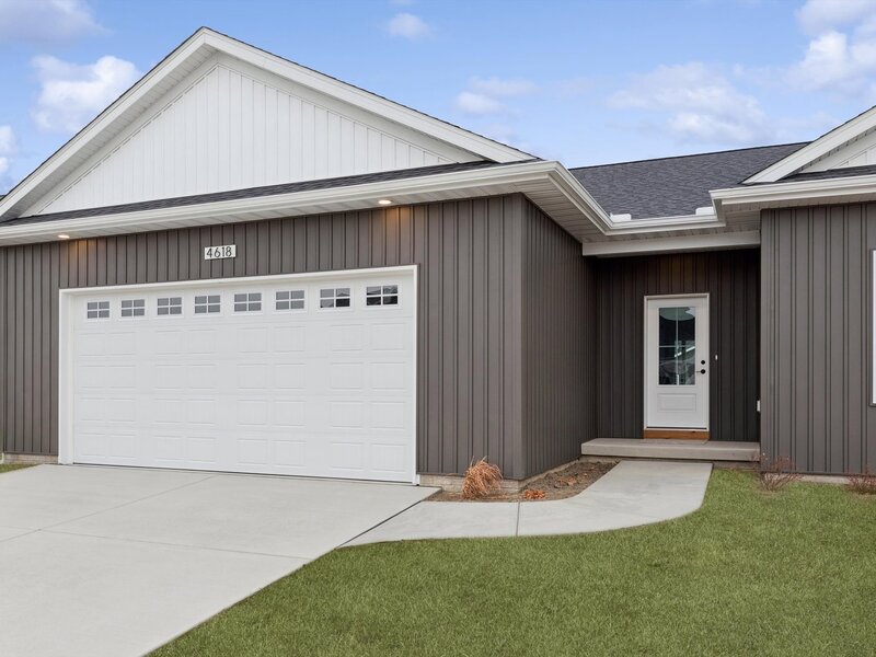 4618 W 12th Street Davenport IA 52804