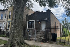 Photo of 3039 W Flournoy Street Chicago IL 60612