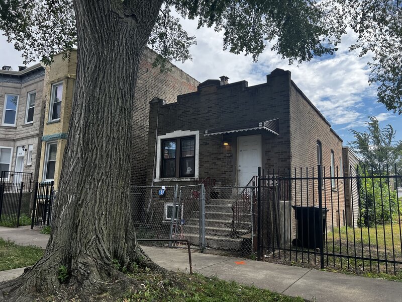 3039 W Flournoy Street Chicago IL 60612