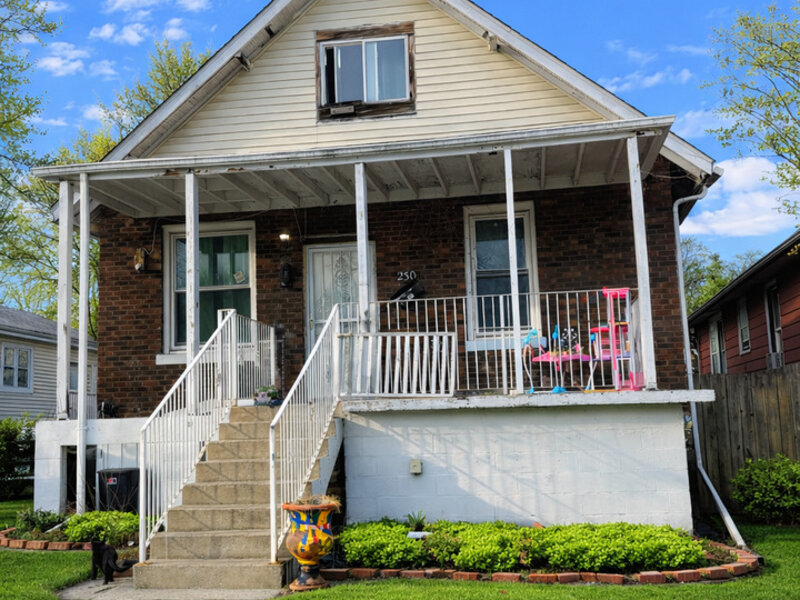 230 153rd Place Calumet City IL 60409