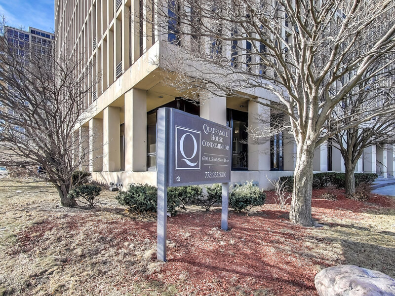 6700 S South Shore Drive Chicago IL 60649