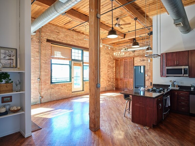1000 W Washington Boulevard Chicago IL 60607
