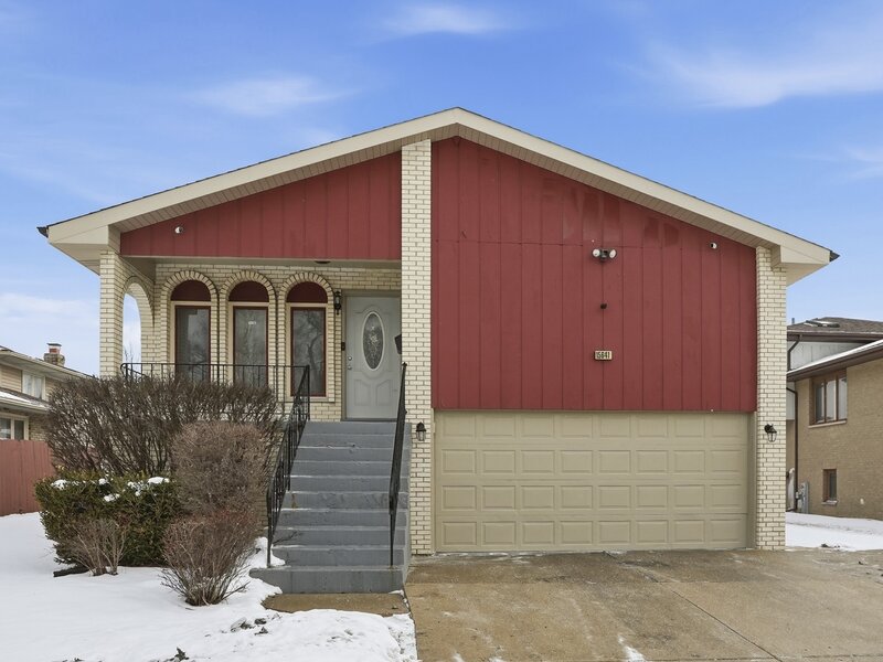 15641 Cottage Grove Avenue Dolton IL 60419