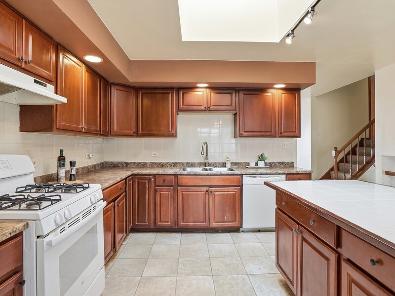 15641 Cottage Grove Avenue Dolton IL 60419
