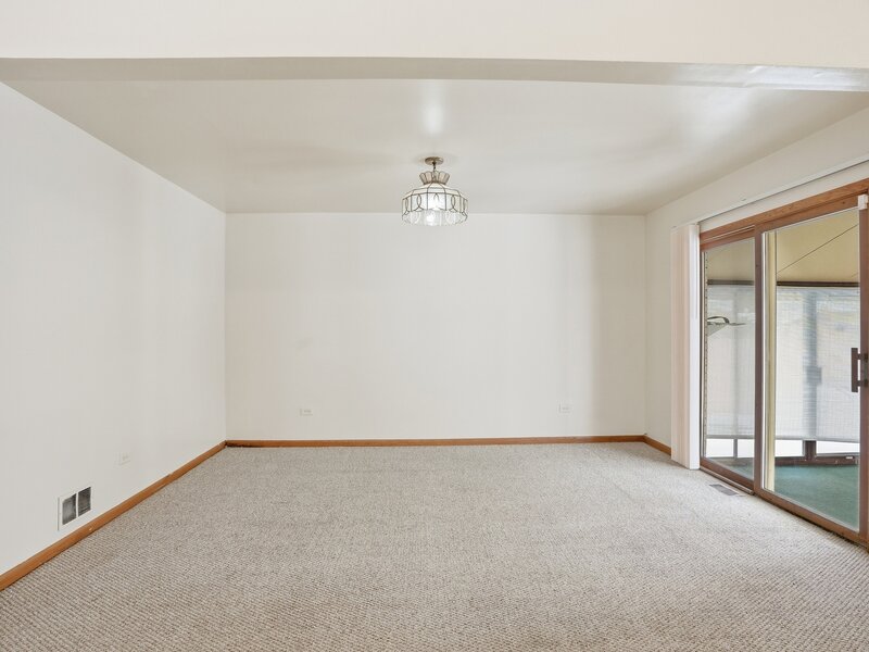 15641 Cottage Grove Avenue Dolton IL 60419