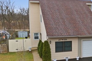 Photo of 27 Cooley Avenue Winfield IL 60190