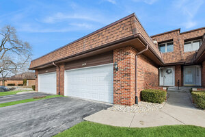 Photo of 1429 Woodhollow Drive Flossmoor IL 60422