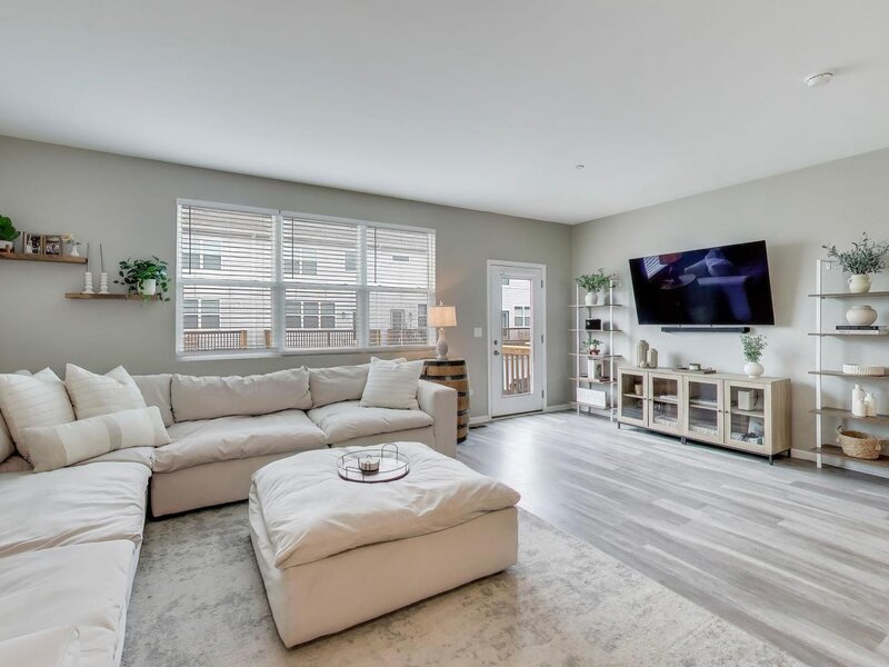 3314 Trillium Circle Rolling Meadows IL 60008