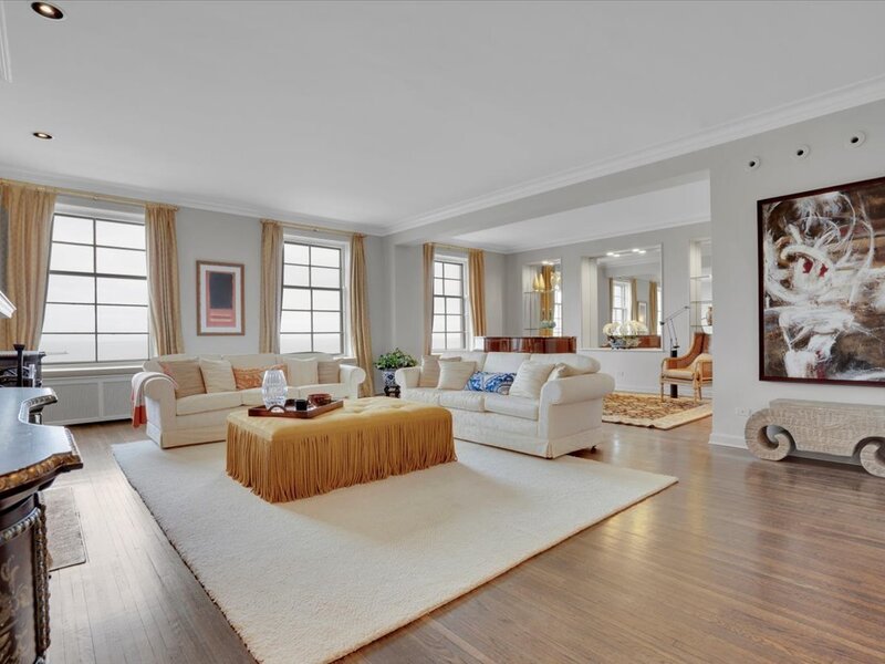 229 E Lake Shore Drive Chicago IL 60611