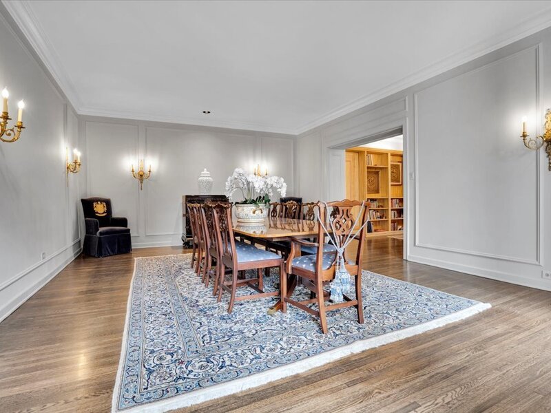 229 E Lake Shore Drive Chicago IL 60611