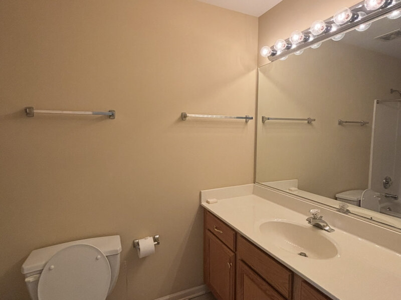 354 Aaron Lane Bolingbrook IL 60440