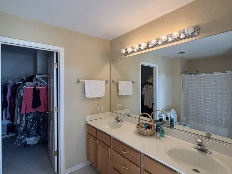 354 Aaron Lane Bolingbrook IL 60440