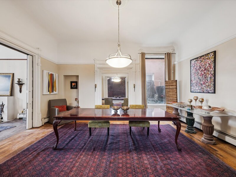 3736 S Michigan Avenue Chicago IL 60653