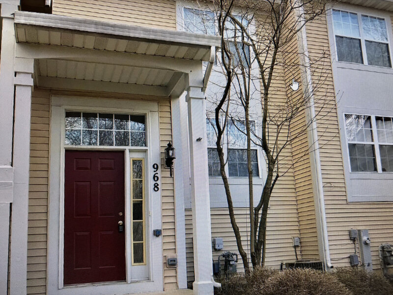 968 S Darla Court Waukegan IL 60085