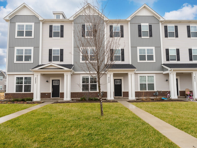 4429 Chelsea Manor Circle Aurora IL 60504