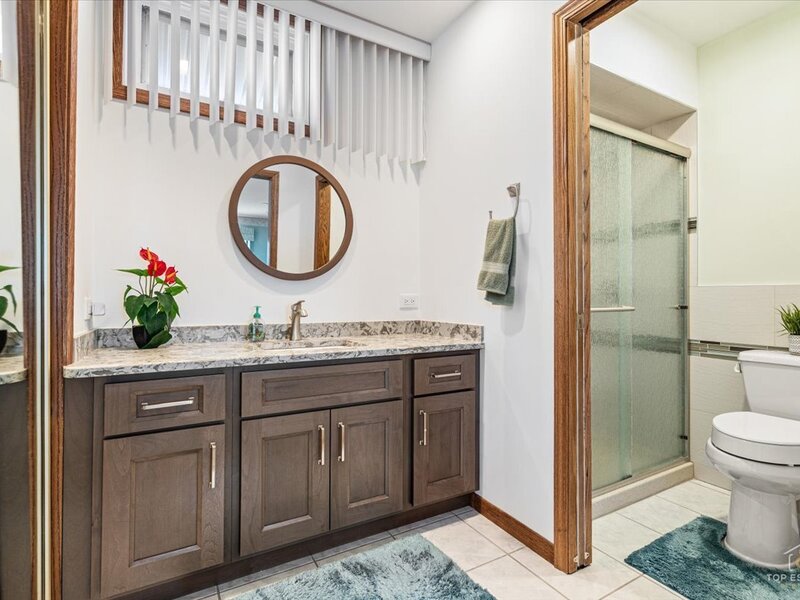 462 Mulberry Lane Wood Dale IL 60191