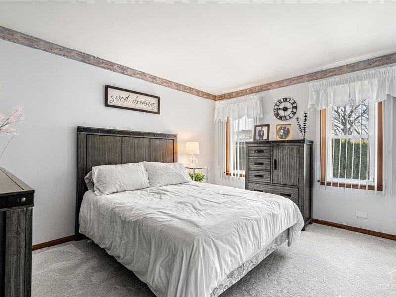 462 Mulberry Lane Wood Dale IL 60191
