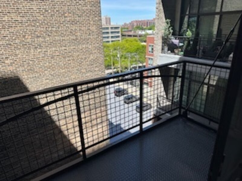 1224 W Van Buren Street Chicago IL 60607