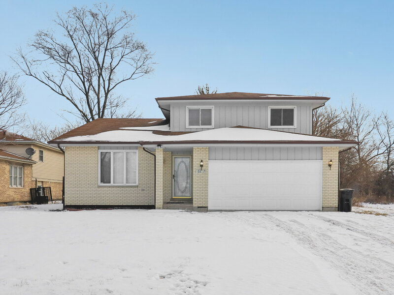 16627 Carse Avenue Harvey IL 60426