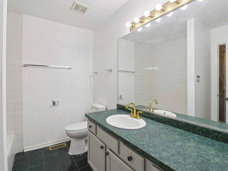16627 Carse Avenue Harvey IL 60426