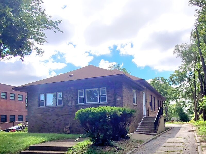 12432 S State Street Chicago IL 60628
